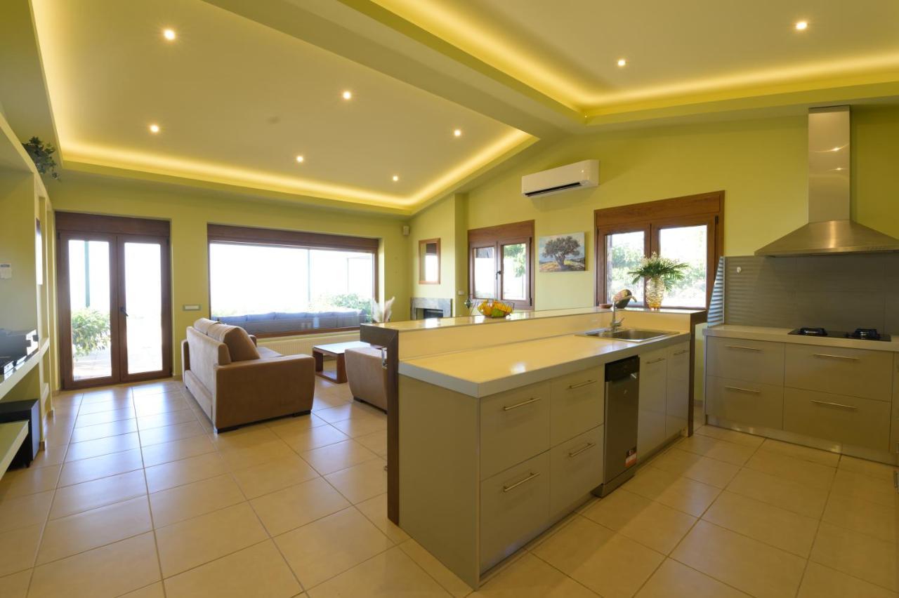 La Casa Verde Epano Dris ภายนอก รูปภาพ